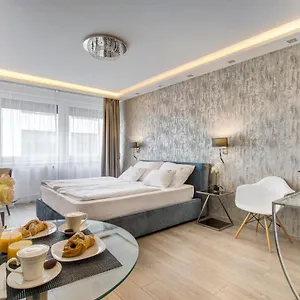 Danube Corso Boutique Διαμέρισμα