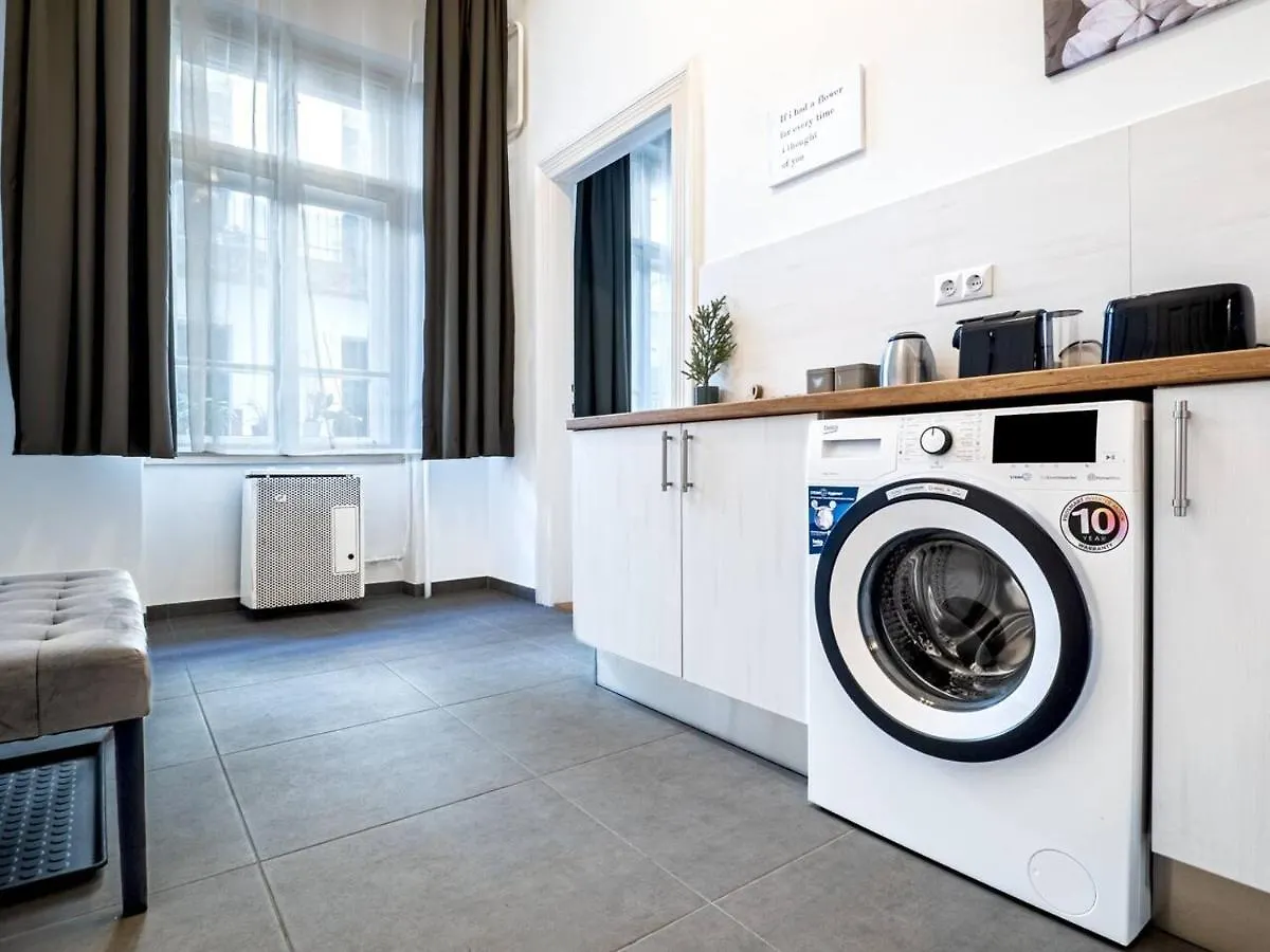 Nora Apartment - At The Danube Budapest