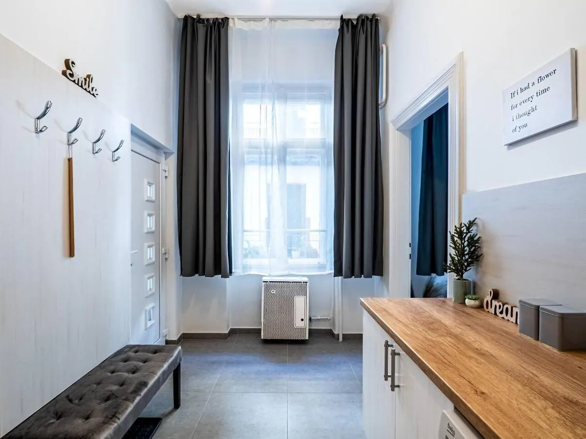 Nora Apartment - At The Danube Budapest